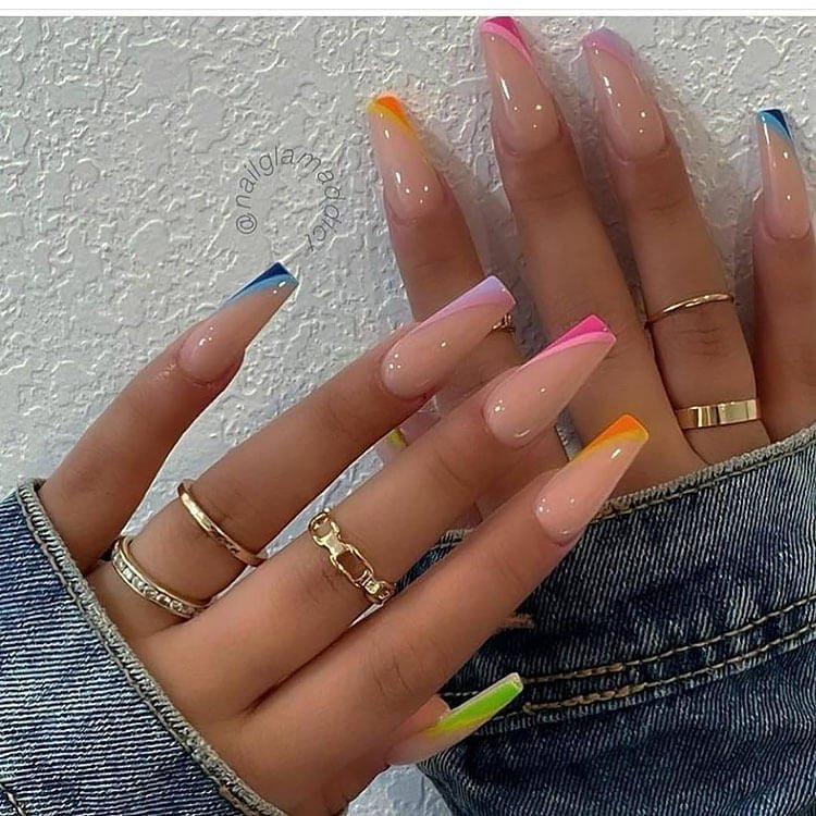 Cute Simple Summer Nails 12