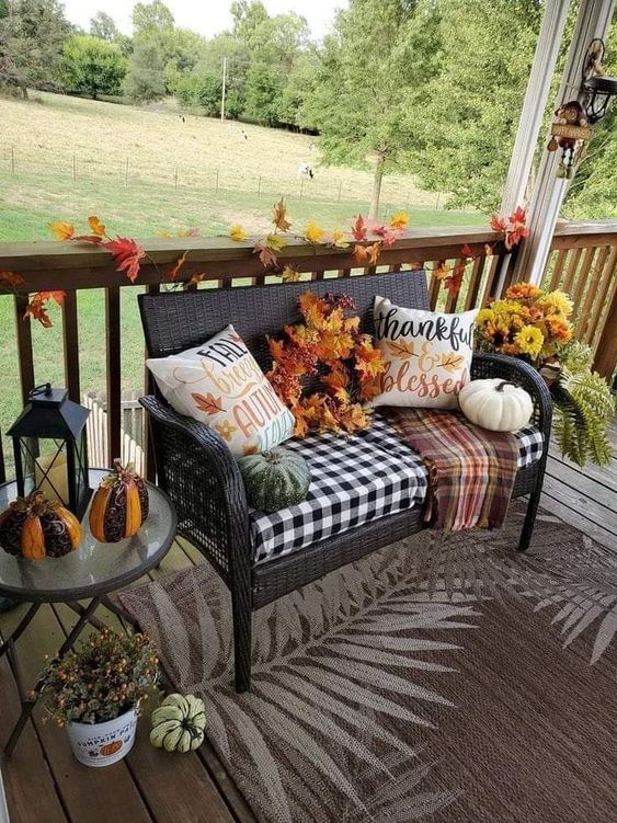 fall front porch pillow decor