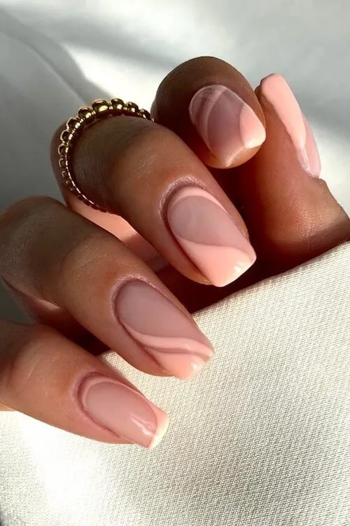 short pastel color nails 1