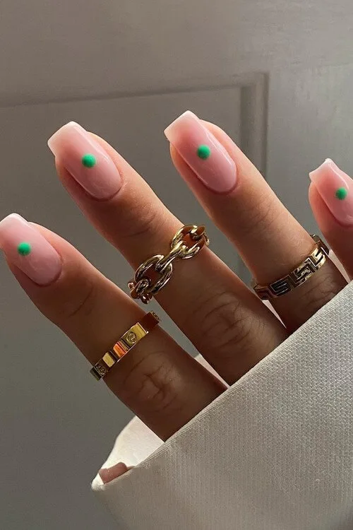 simple summer nail 2