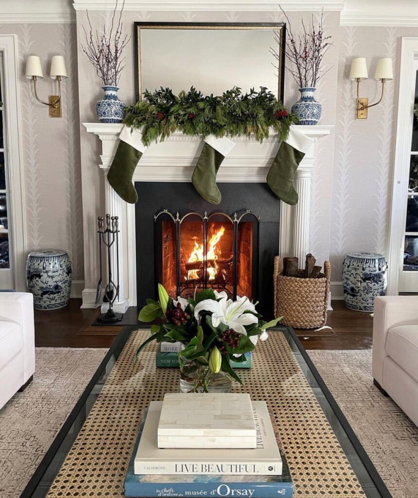 simple Christmas decor ideas for living room