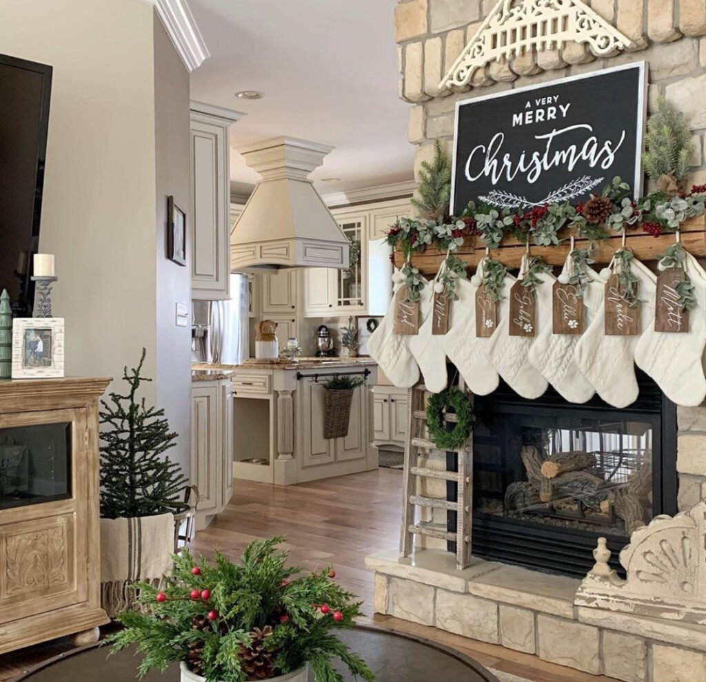 Christmas living room decor 19