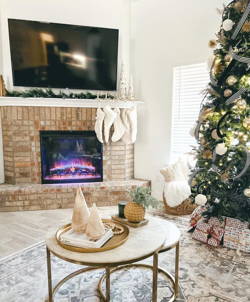 Coffee Table That Talks Holidays