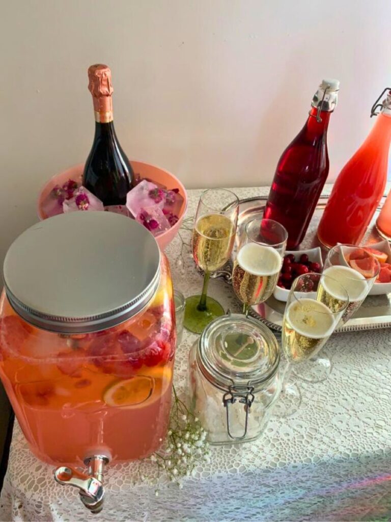 High School Graduation Party Ideas 16