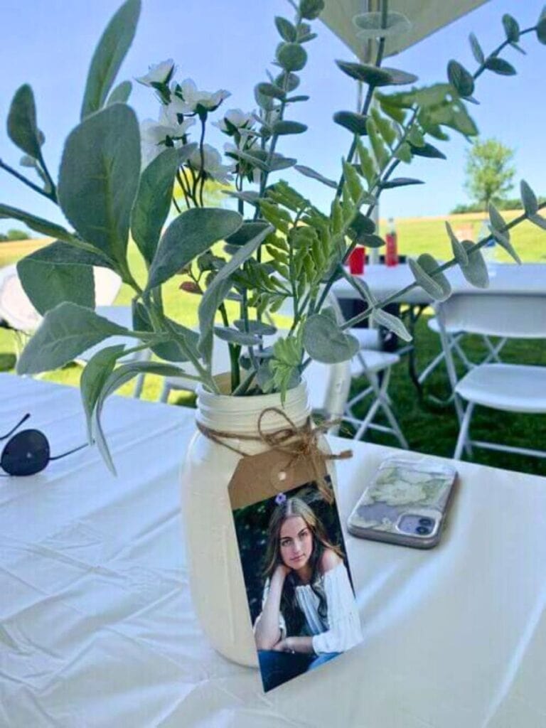 Put Centerpieces On Every Table