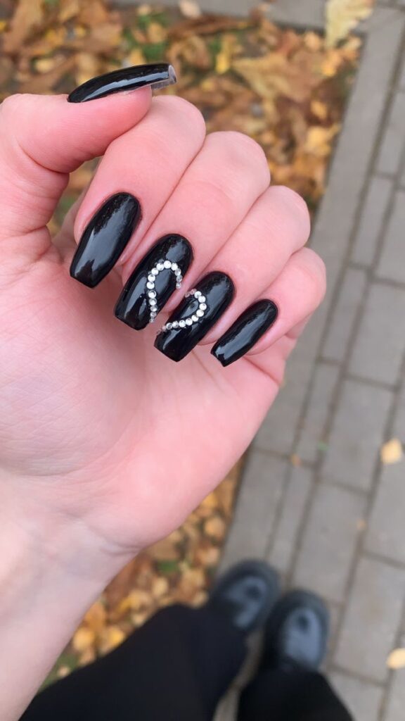 heart nails ideas 576x1024 1