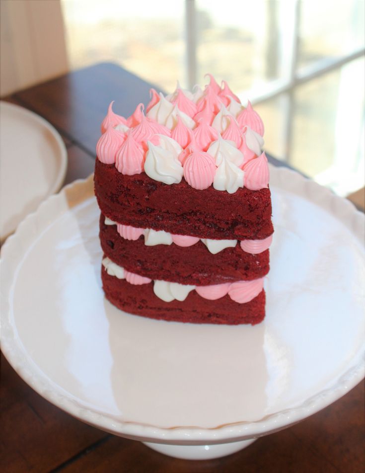 valentines day Moist Cakes